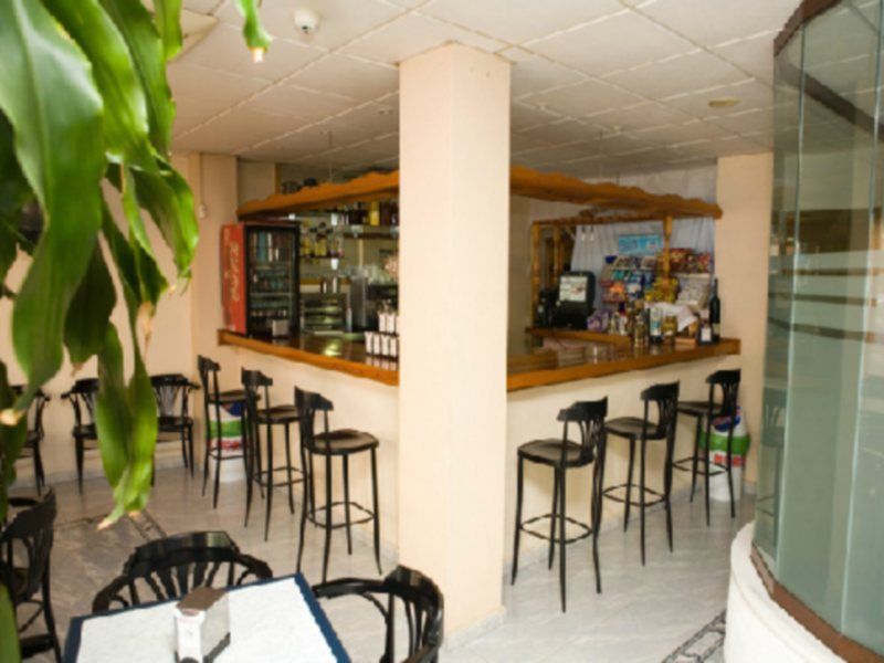 Hotel Olas De Almuñécar المطعم الصورة